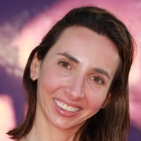 Janaína Pedron Email