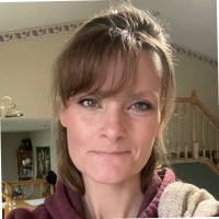 Leann Hanson Email & Phone Number