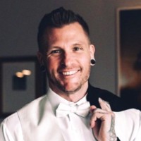 Email e telefono di Kyle Weiger