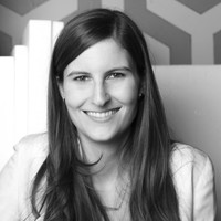 Laura Mills Email & Phone Number