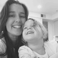 MOM Enterprises, Inc. Employee Caroline Lloyd's profile photo