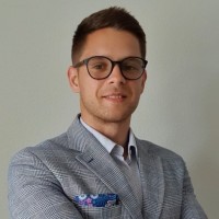 Mateusz Białas Email