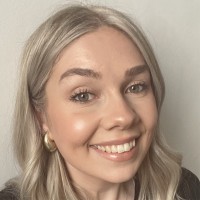 Charlotte Woods Email