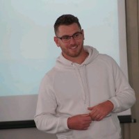 Gareth Larkan Email