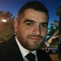 Daniel Benavides Email