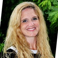 Denny & Assoc. Inc Employee Kelly Rector's profile photo