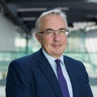 Quantum Rise Employee Hywel Ball's profile photo