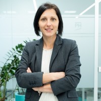 Maja Doles Email