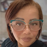 Oficea Employee Luciana Brito's profile photo