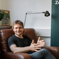 Alexander Kornell Email
