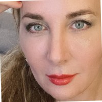 Deborah Davis Email & Phone Number