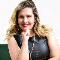 Luana Niclevicz Email & Phone Number