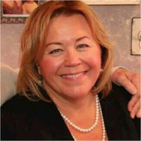 Intra Corporation Employee Jennine Kendzie's profile photo