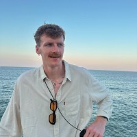 Dan Holdsworth Email