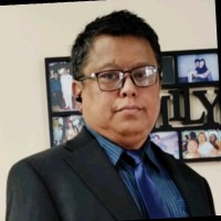 Carlo Malazarte's profile photo