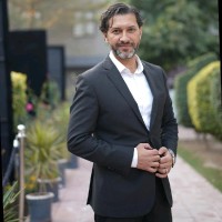 Samsung Mobile Employee Umer Ghumman's profile photo