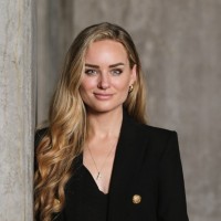 Jennifer McArdle Email & Phone Number