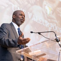 E-mail e número de telefone de Youssouf Camara