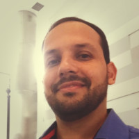 Moisés Fernandes Loureiro Email
