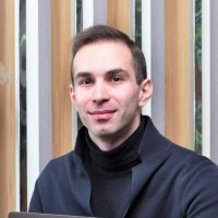 Max Savchenko Email