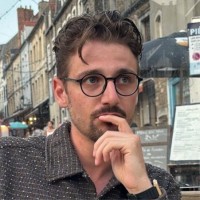 Luca Tosch Email