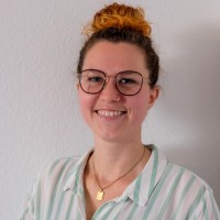 Julia Wolf Email