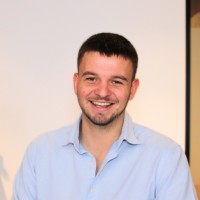 Elliot Davies Email & Phone Number