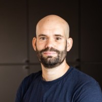 Simon Gomez Email & Phone Number