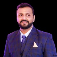 GATEWAY ABROAD LTD Employee Pratik Malde's profile photo