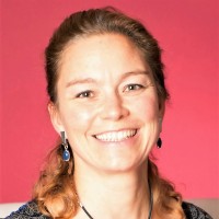 Virginie Hils Email