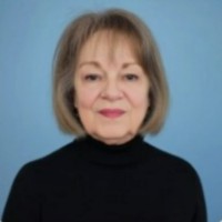 Community Management Associates Employee Lori Conrad's profile photo
