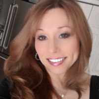 Elizabeth Evans Email & Phone Number