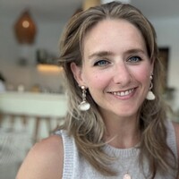MoreYoga Employee Scarlett Woodford's profile photo
