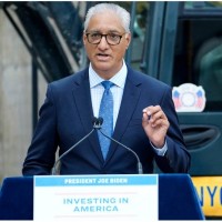 NJ TRANSIT Employee Kris Kolluri's profile photo