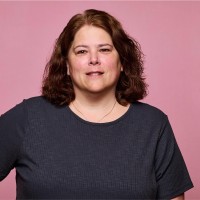 Sara Kurtz Email & Phone Number