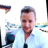 Philipp Knoll Email