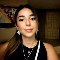 Zeynep Toprakkıran Email
