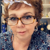 Elinda Mages Email & Phone Number