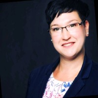 Sandra Schumann Email