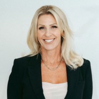Julie Douglas