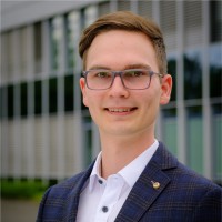 Roman Stoek Email