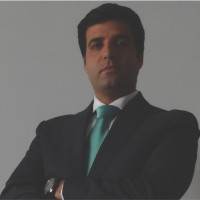 E-mail e número de telefone de André Varela