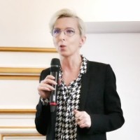 Marie Skovajsa-Dumon Email