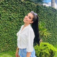Amanda Beatriz Email