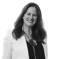 Unseen Employee Nina James's profile photo