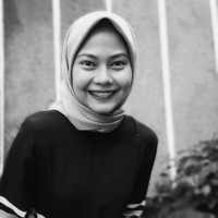 Energi Mega Persada Employee Risa Triandari's profile photo