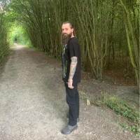 Gaz Jones Email