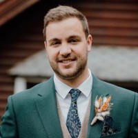 Péter Debrődy Email