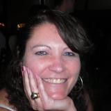 Heritage Carpet & Tile Employee Loni Helmerick's profile photo