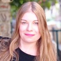 Anna Klasztorny Email